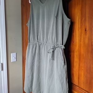 Duluth Trading Co Dress